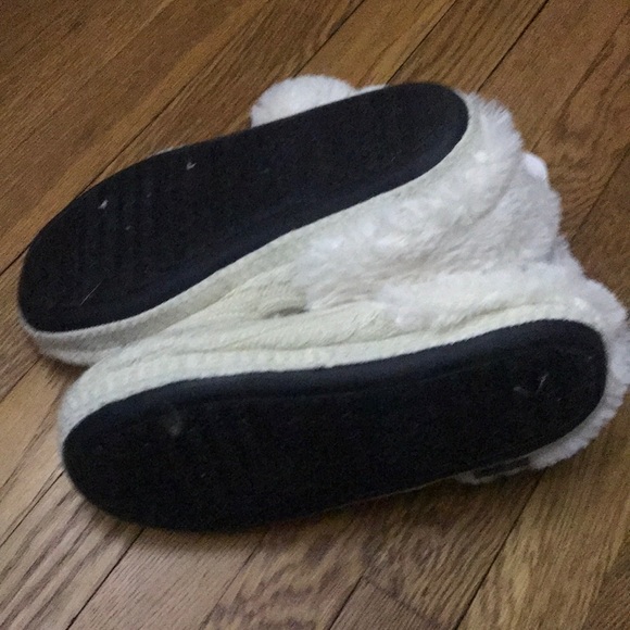 New muk luks fleece slippers size 11/12 - Picture 4 of 4